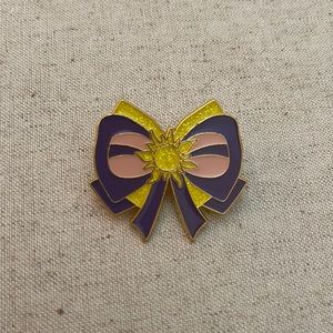 🌸 • 4/$15 • rapunzel bow enamel pin •